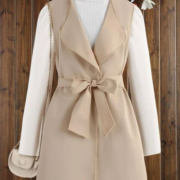 Cream vest​ - Picture 1 of 5